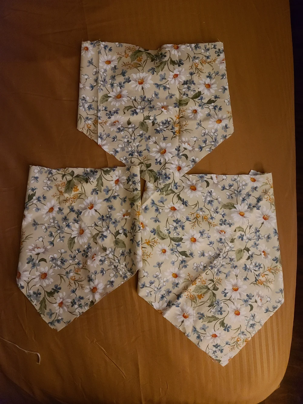 Cream Floral Daisy Dog Bandana - Charming Pet Accessory